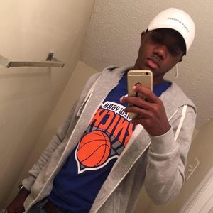 Meet your Posher, Davone